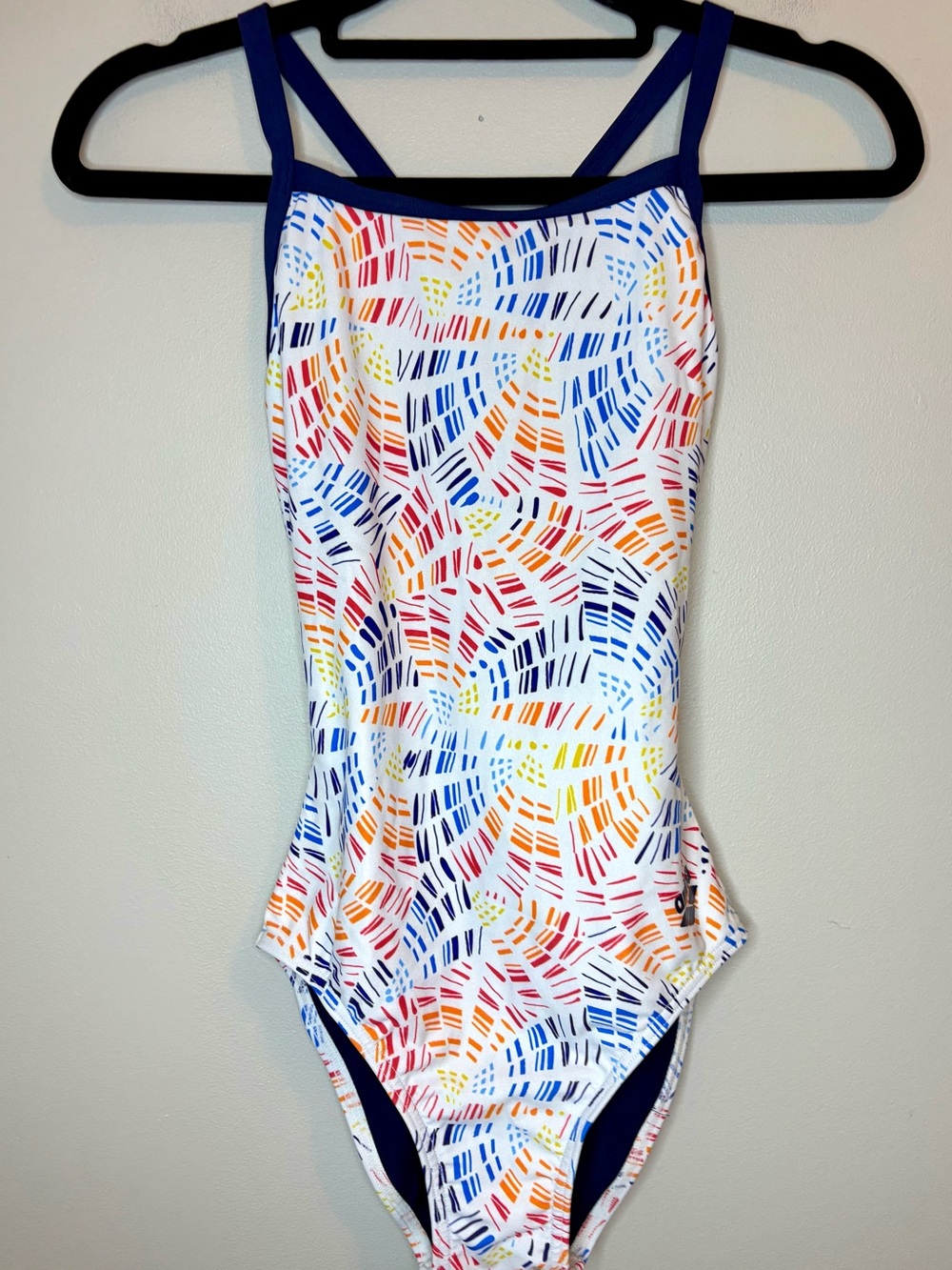 Arena Abstract Mosaic Light Drop MaxLife One Piece Swimsuit Size 28 NWT